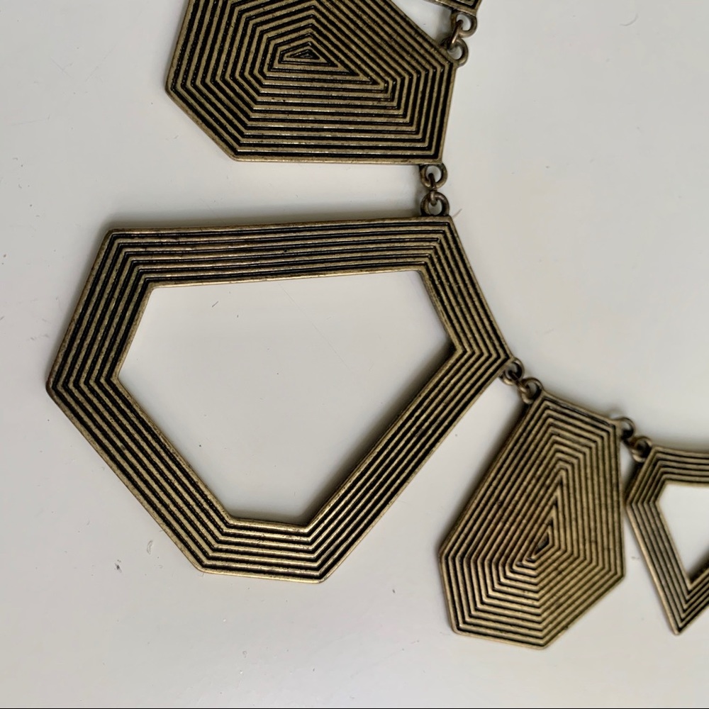 Statement necklace big shapes